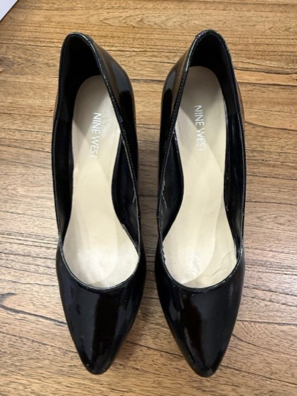 Nine West "PLATEUO" Pumps